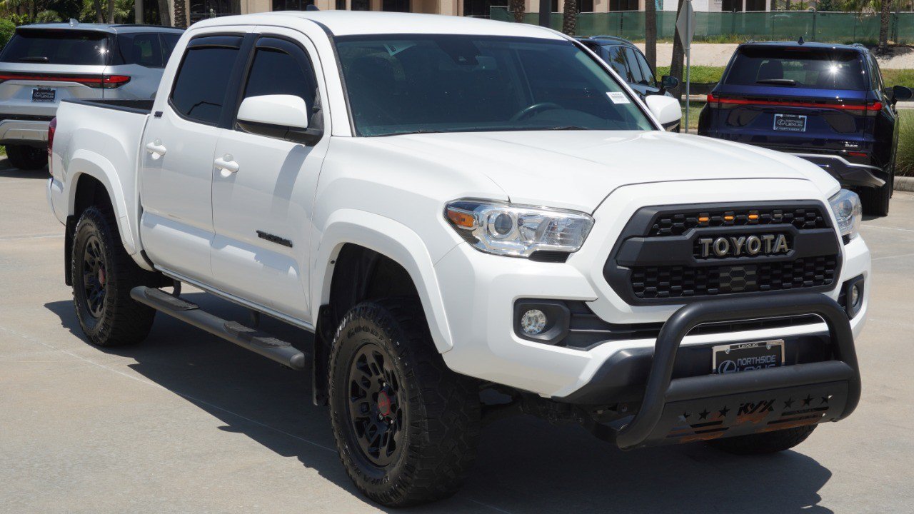 Used 2019 Toyota Tacoma SR5 RWD image 3