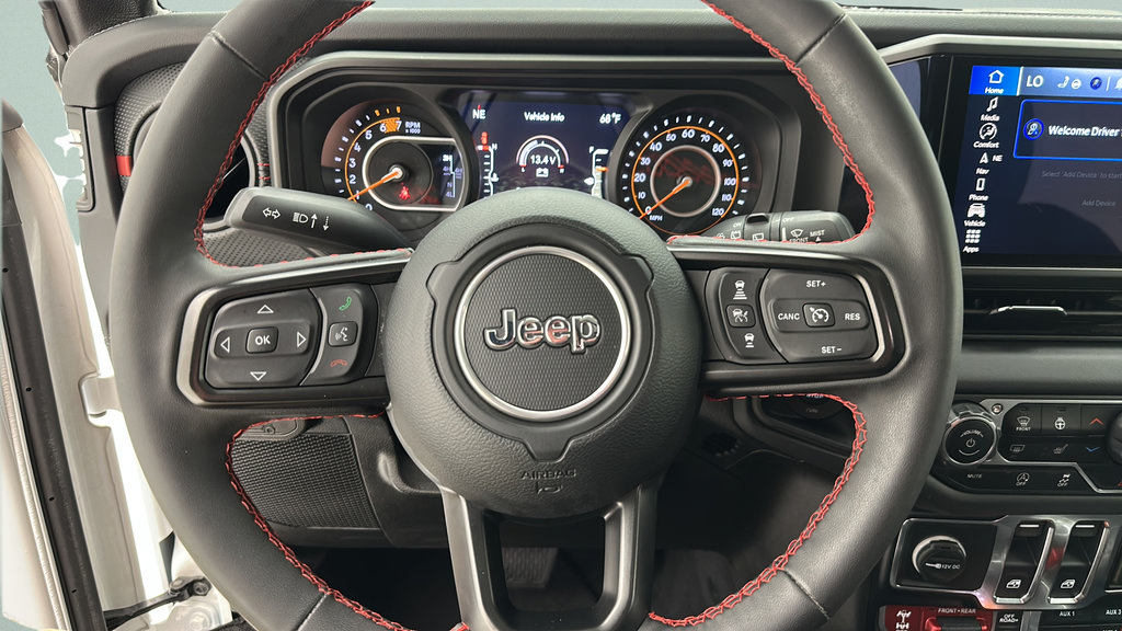 Used 2024 Jeep Wrangler Rubicon AWD/4WD image 12