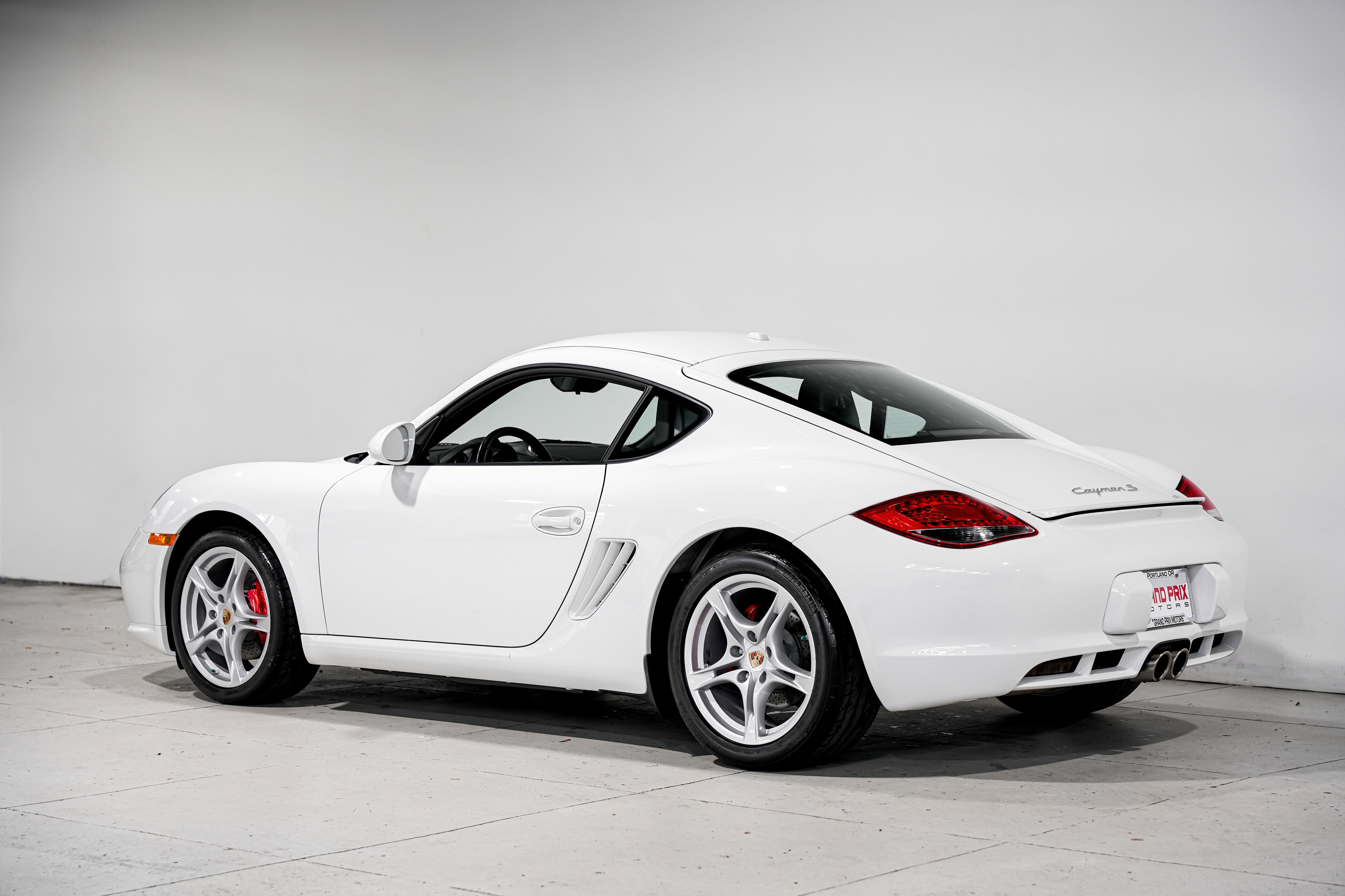 Used 2011 Porsche Cayman S image 9