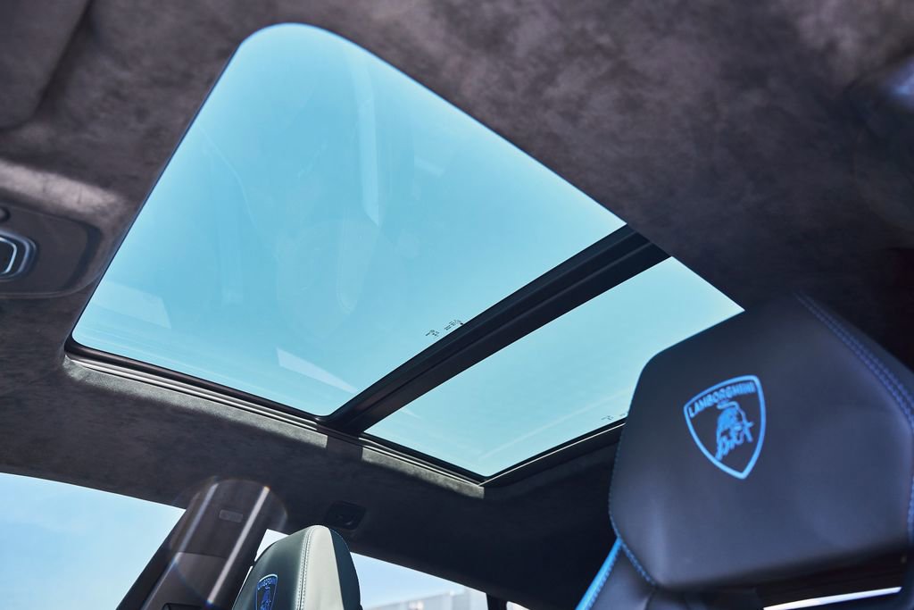 Used 2024 Lamborghini Urus S image 50