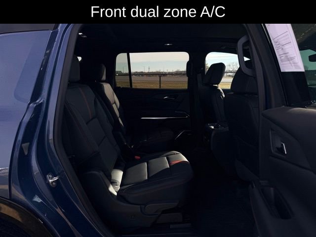 Used 2024 Chevrolet Traverse RS image 10