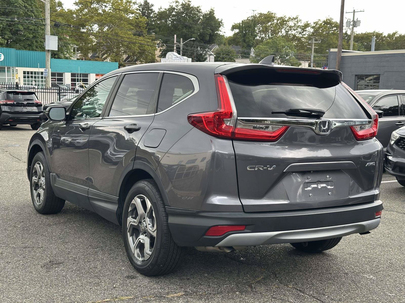 Used 2019 Honda CR-V EX image 5