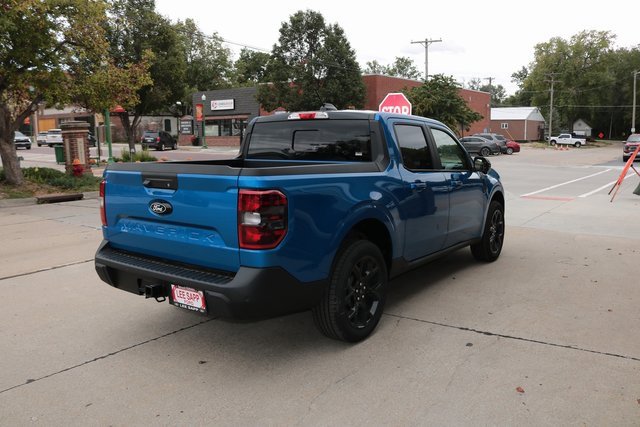 New 2025 Ford Maverick Lariat w/ Black Appearance Package image 7