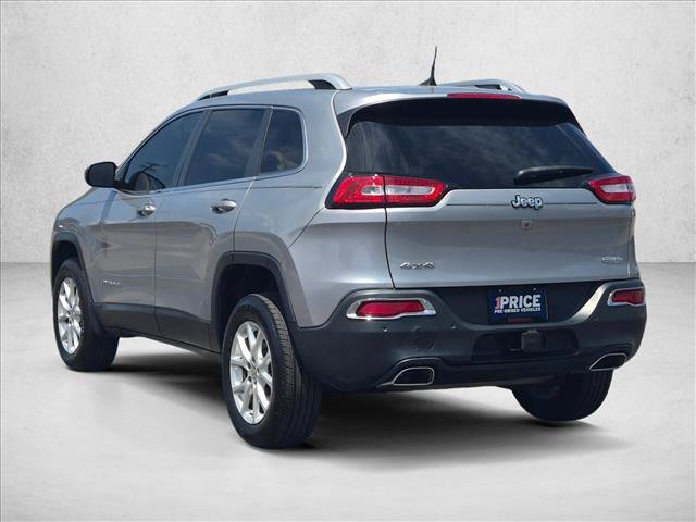 Used 2016 Jeep Cherokee Latitude w/ Comfort/Convenience Group AWD/4WD image 8