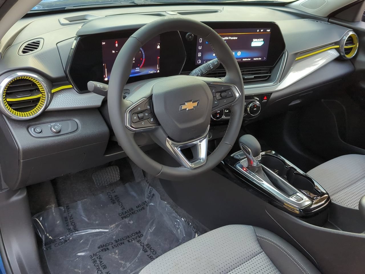 Used 2024 Chevrolet Trax LT w/ Driver Confidence Package FWD image 9