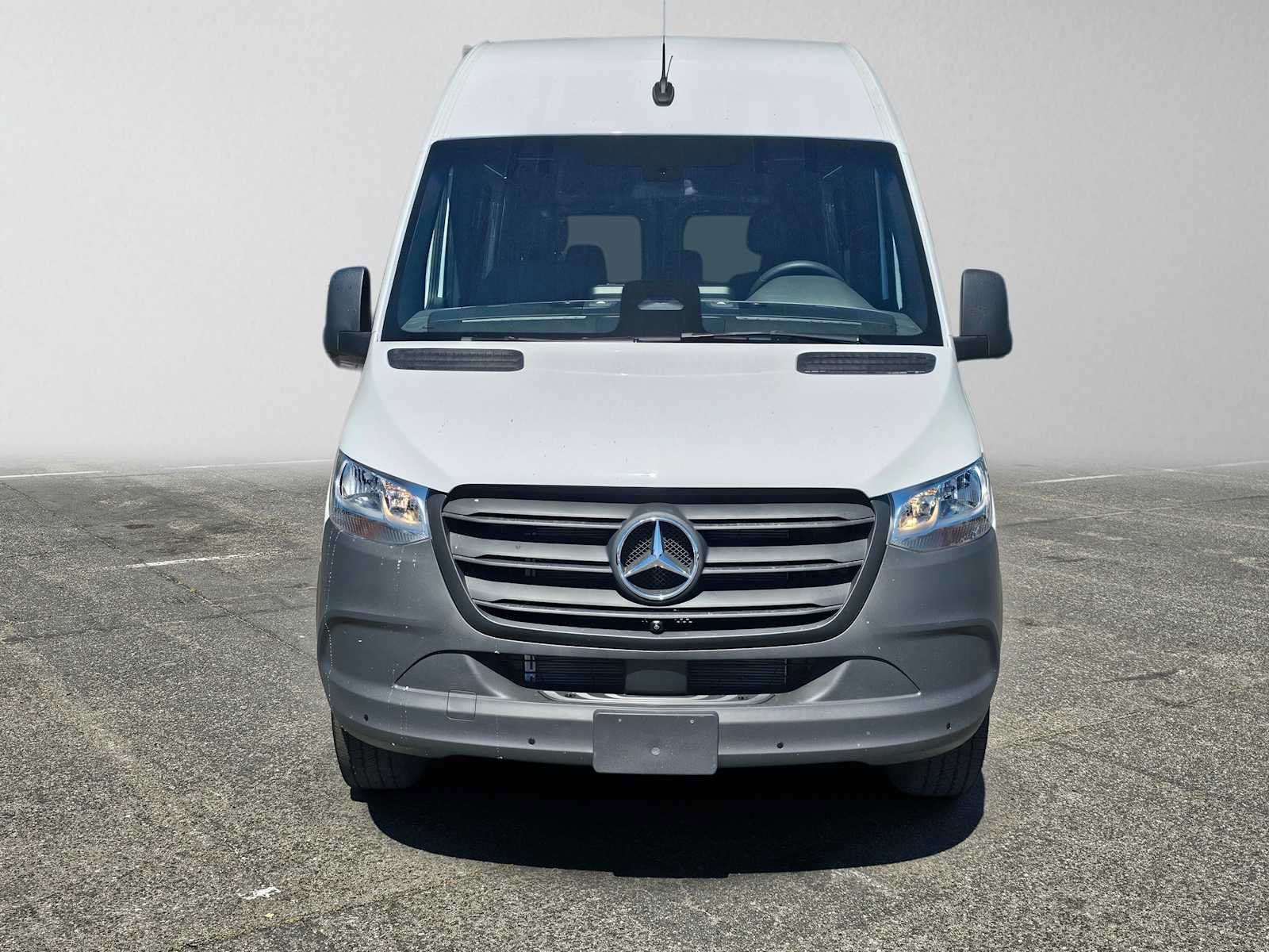 Used 2026 Mercedes-Benz Sprinter 2500 image 8