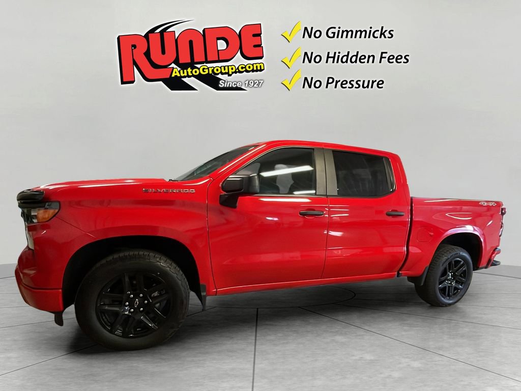 Used 2023 Chevrolet Silverado 1500 Custom image 1