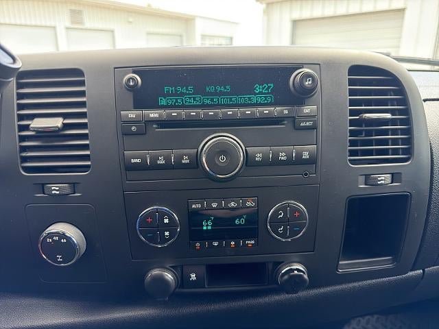 Used 2011 GMC Sierra 2500 SLE w/ SLE Preferred Package AWD/4WD image 33