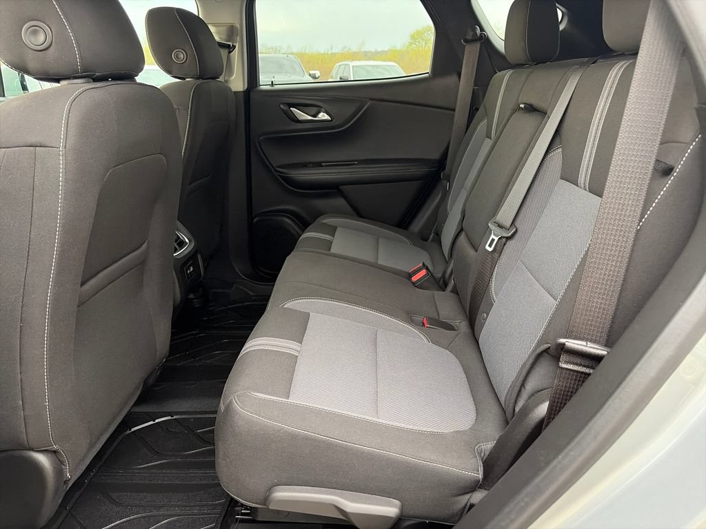 Certified 2023 Chevrolet Blazer LT w/ LPO, Floor Liner Package AWD/4WD image 38