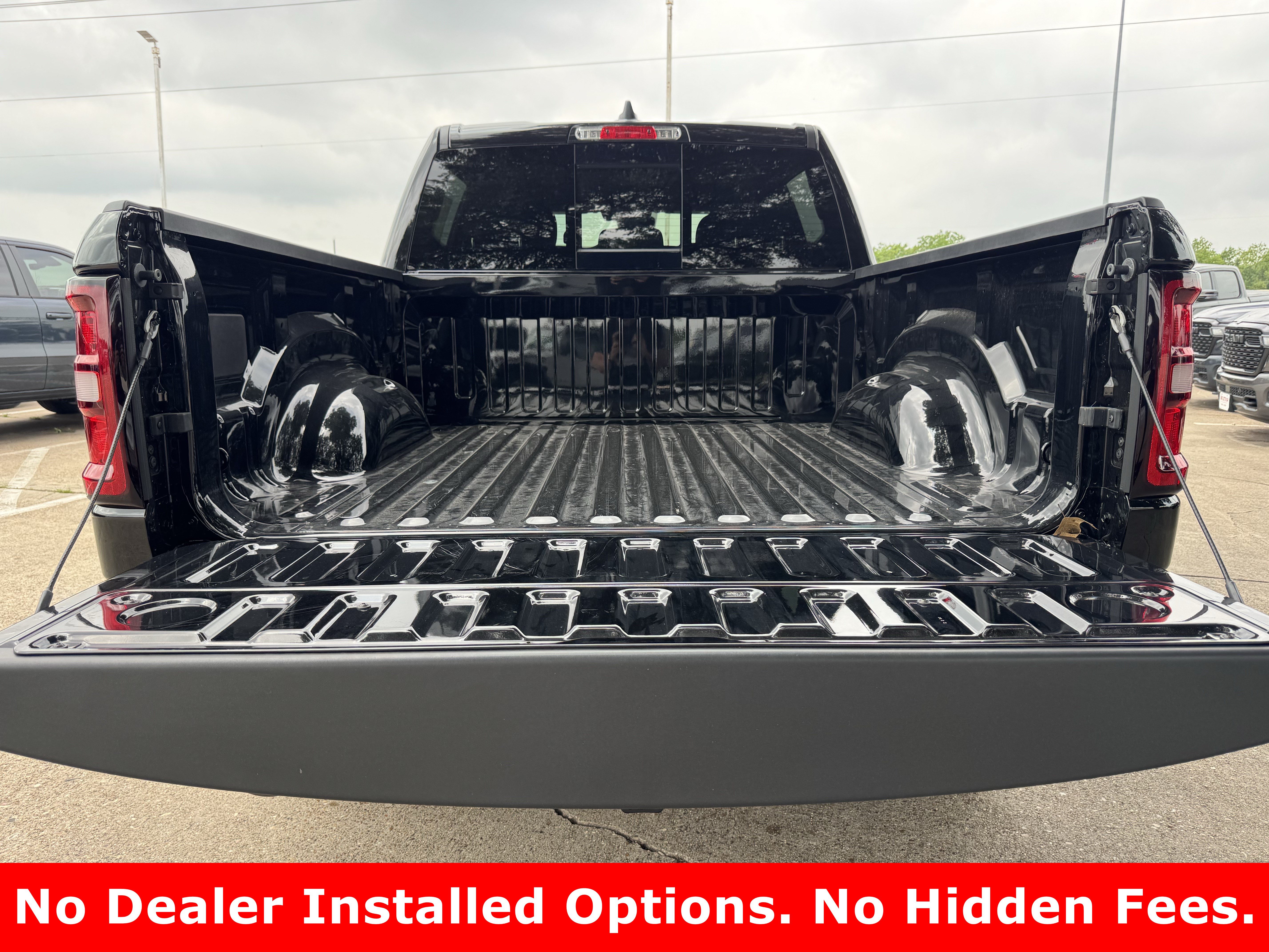 New 2026 RAM 1500 Lone Star w/ Night Edition AWD/4WD image 13
