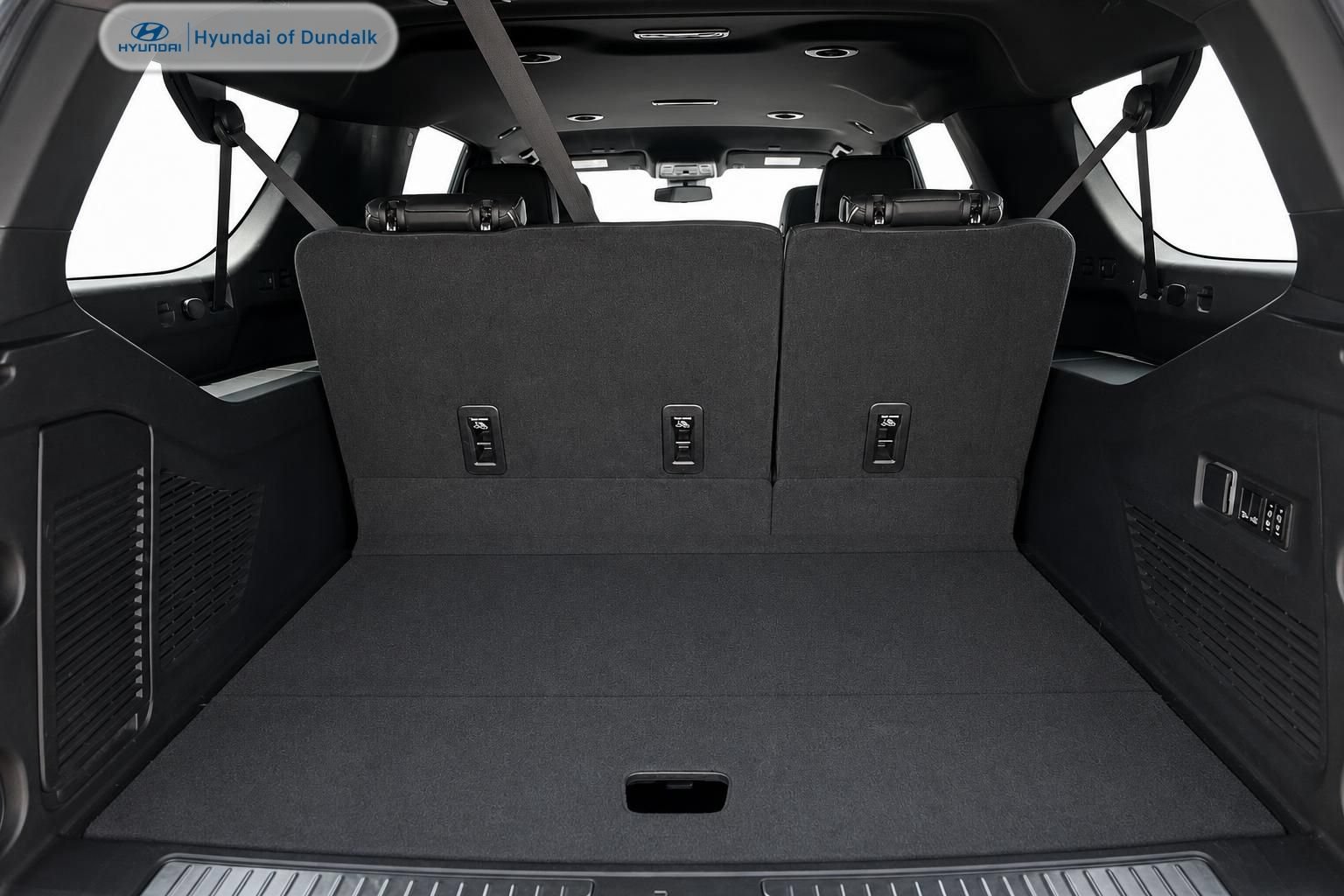 Used 2023 Chevrolet Suburban Premier AWD/4WD image 13