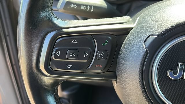 Used 2021 Jeep Gladiator Sport AWD/4WD image 13