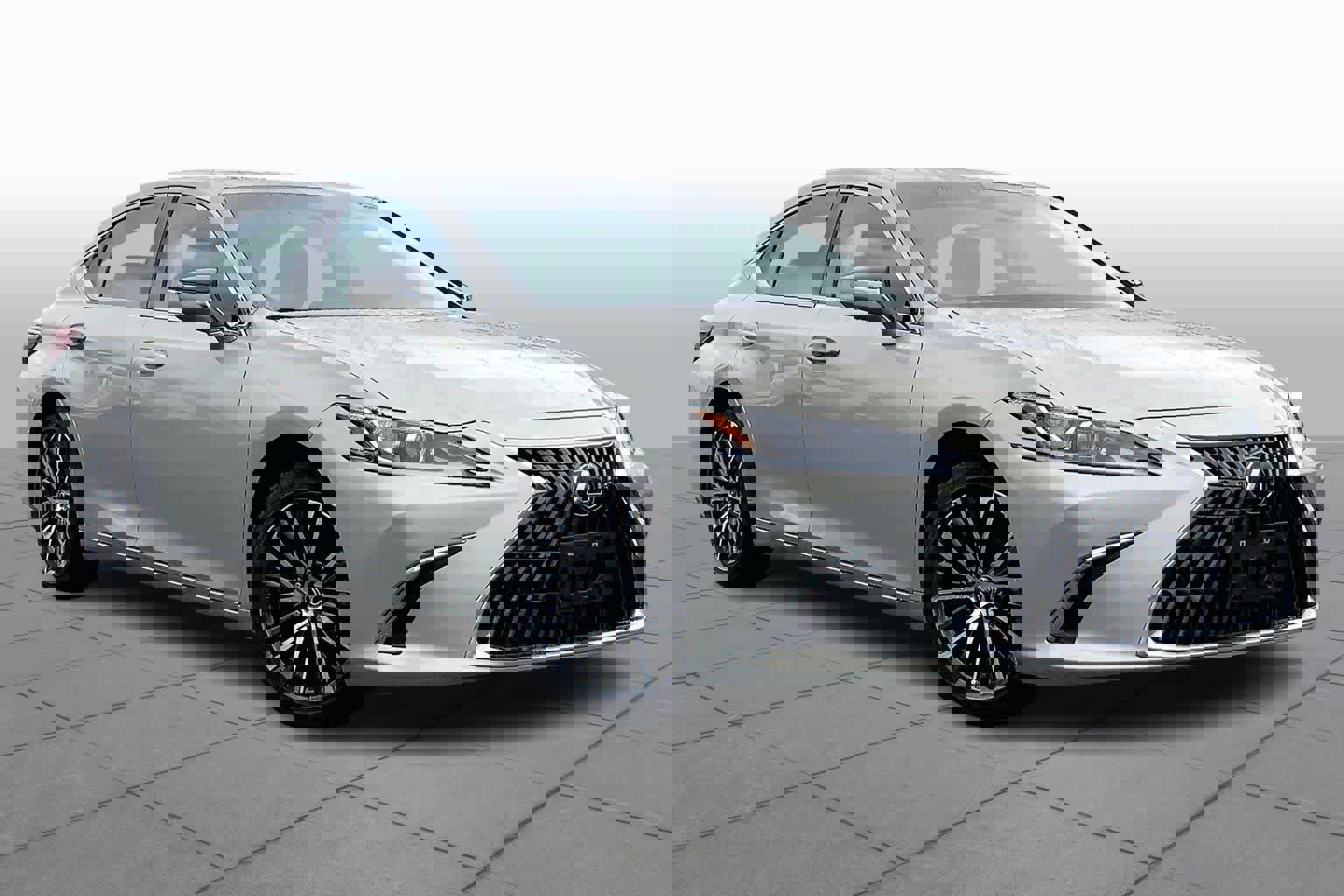 Certified 2024 Lexus ES 350 w/ Premium Package image 2