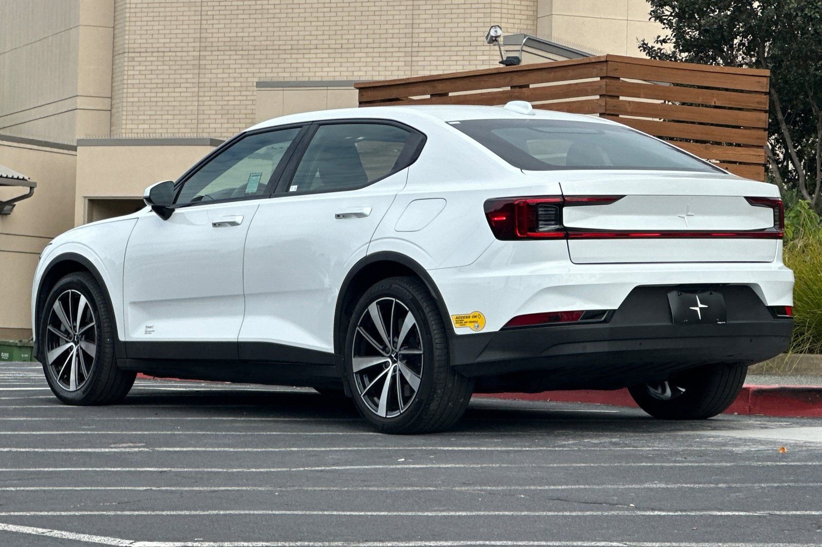 Used 2022 Polestar Polestar 2 image 6