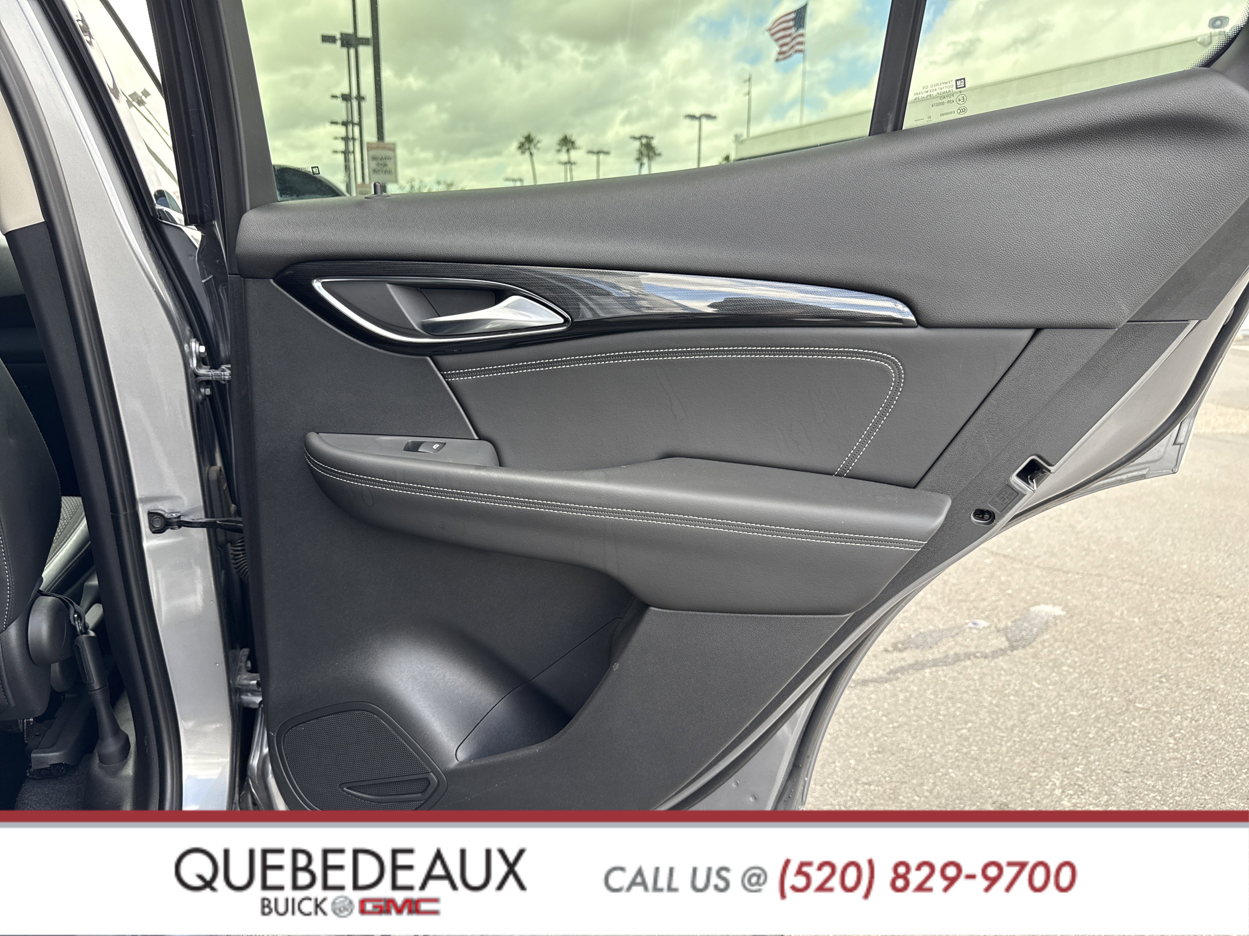 Used 2022 Buick Envision Preferred image 34