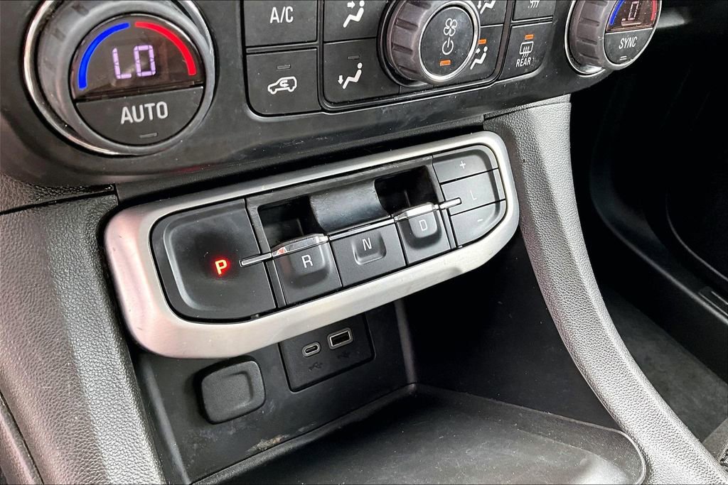 Used 2020 GMC Acadia SLE w/ GMC Pro Grade Package AWD/4WD image 16