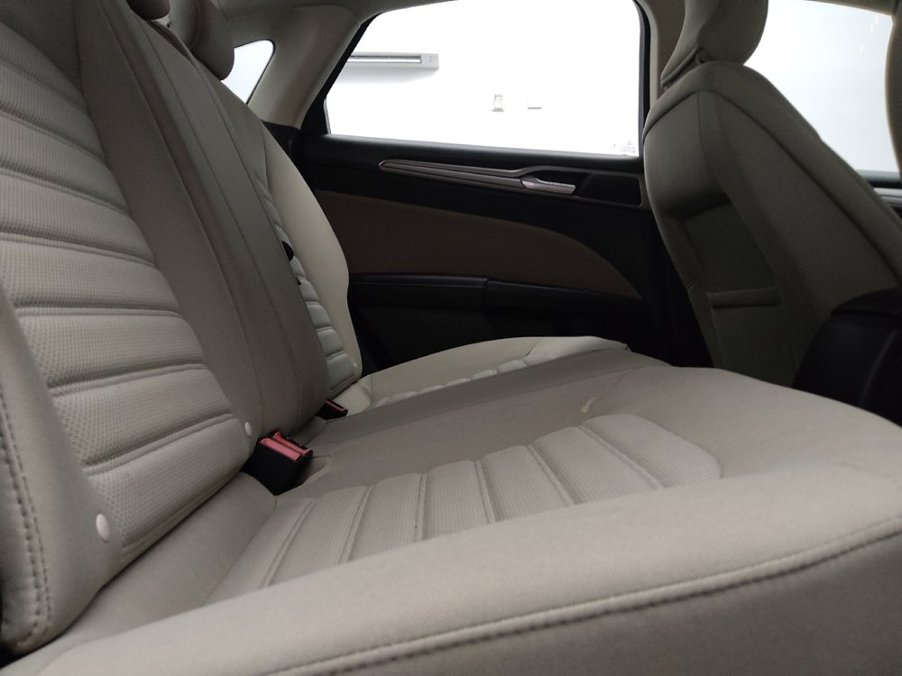 Used 2018 Ford Fusion S FWD image 19