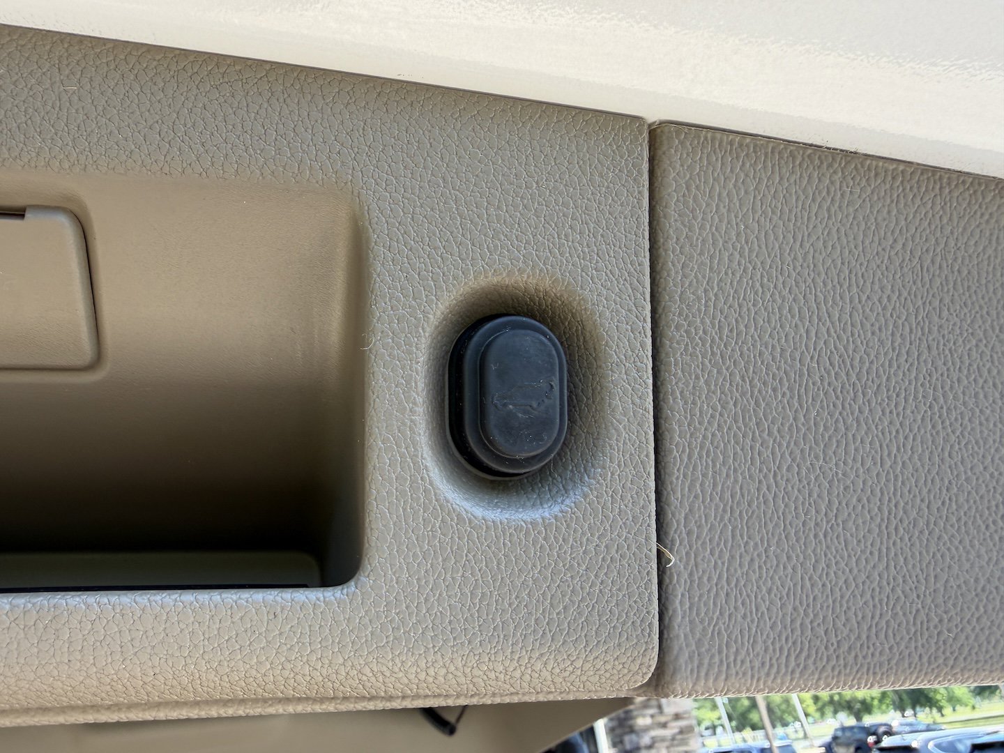 Used 2020 Chevrolet Tahoe Premier RWD image 43