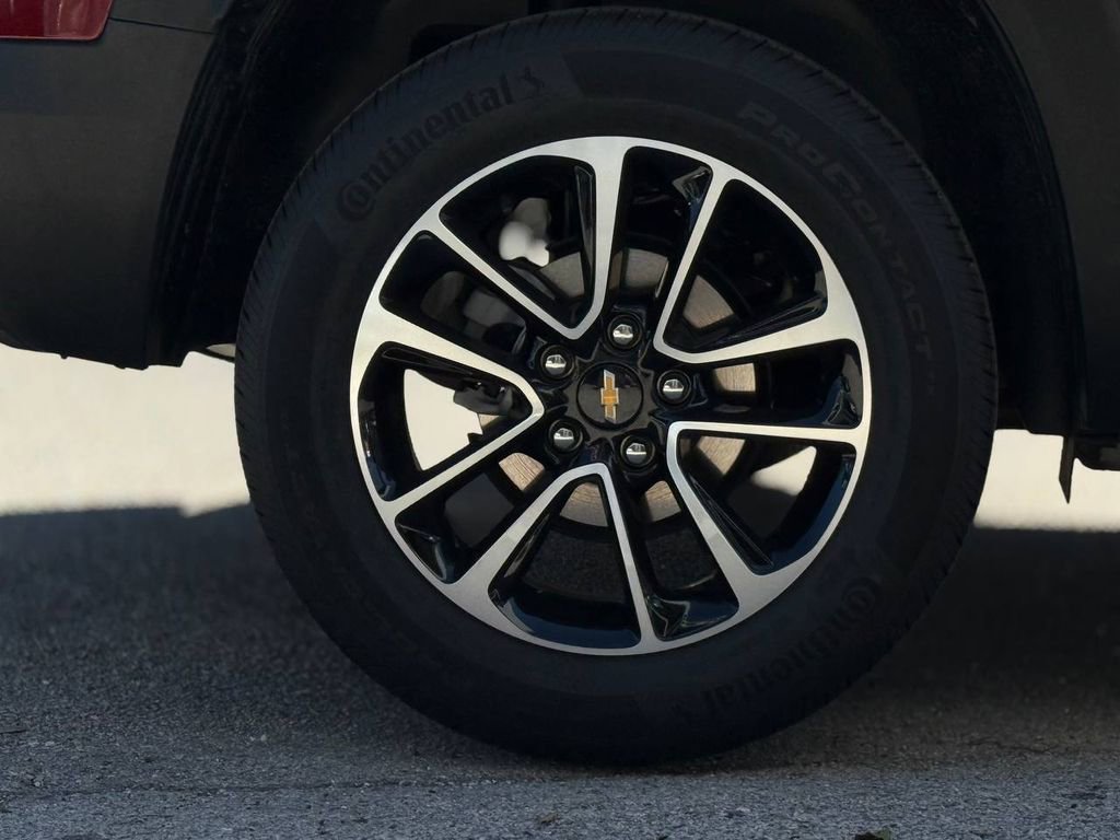 Used 2025 Chevrolet TrailBlazer LT image 8