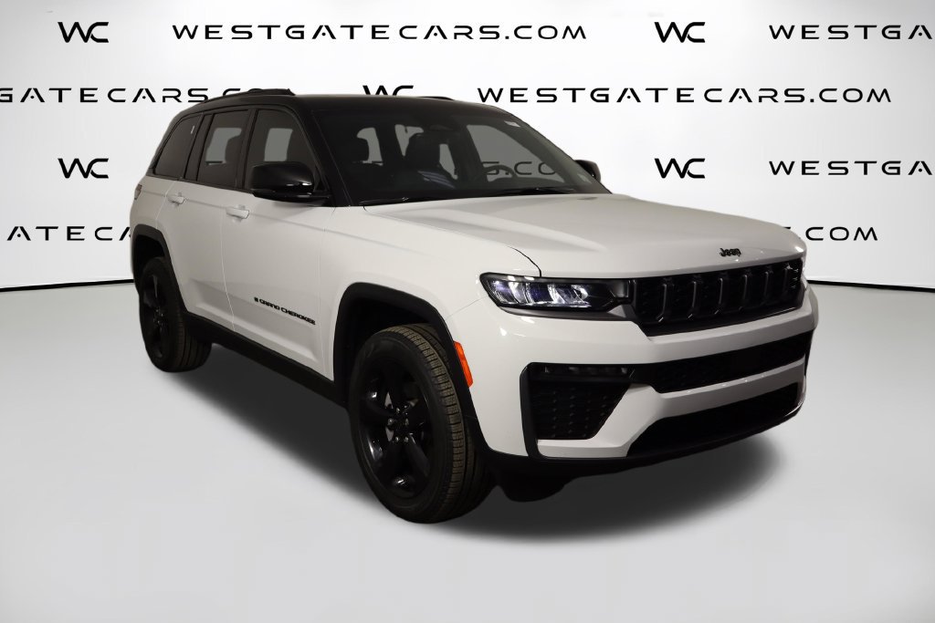 Used 2026 Jeep Grand Cherokee Limited w/ Limited Altitude Package AWD/4WD image 45