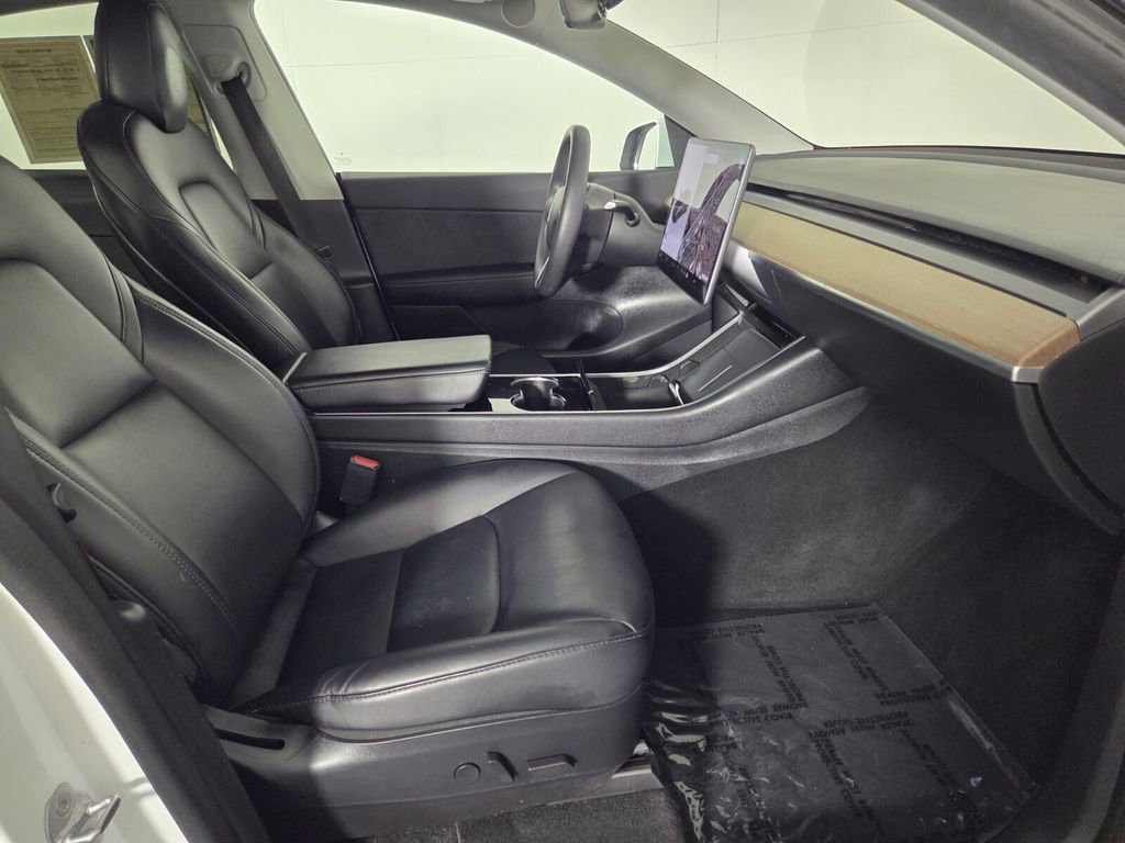 Used 2020 Tesla Model Y Long Range AWD/4WD image 31
