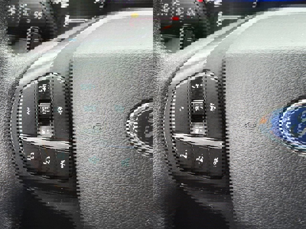 Used 2020 Ford Explorer XLT w/ Equipment Group 202A image 19