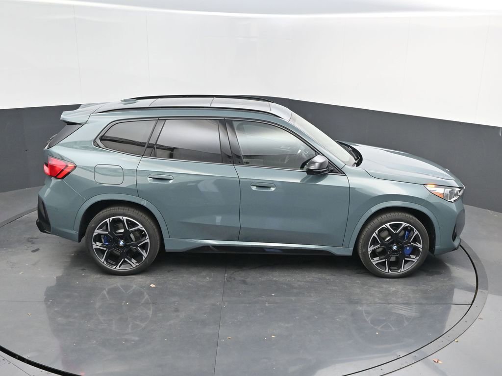 Certified 2025 BMW X1 M35i w/ Premium Package image 32