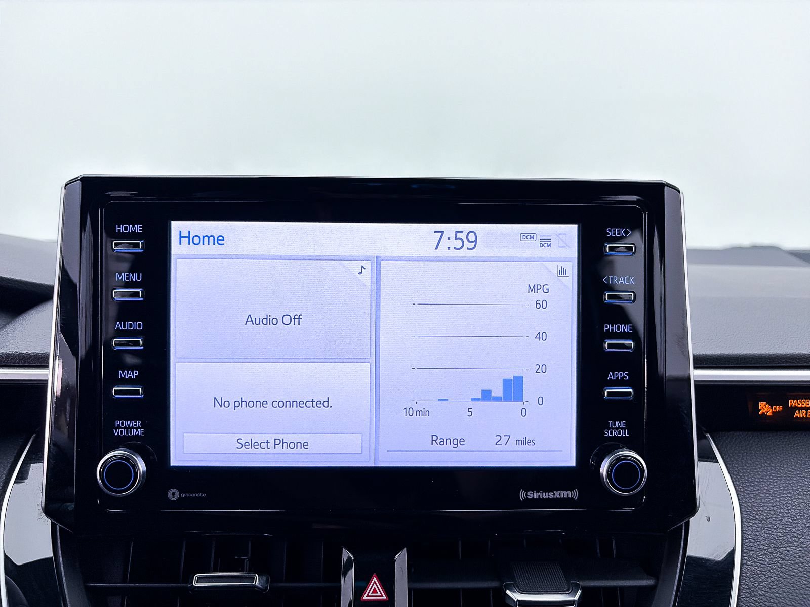 Used 2021 Toyota Corolla SE FWD image 18