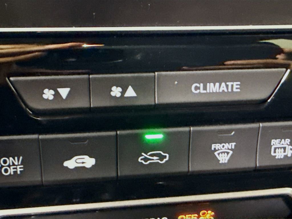 Used 2020 Honda CR-V Touring image 18