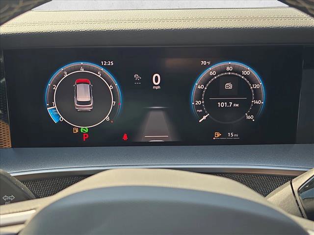 Used 2025 Volkswagen Tiguan S image 11