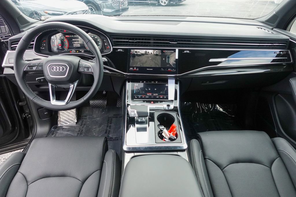 New 2025 Audi Q7 3.0T Prestige image 27