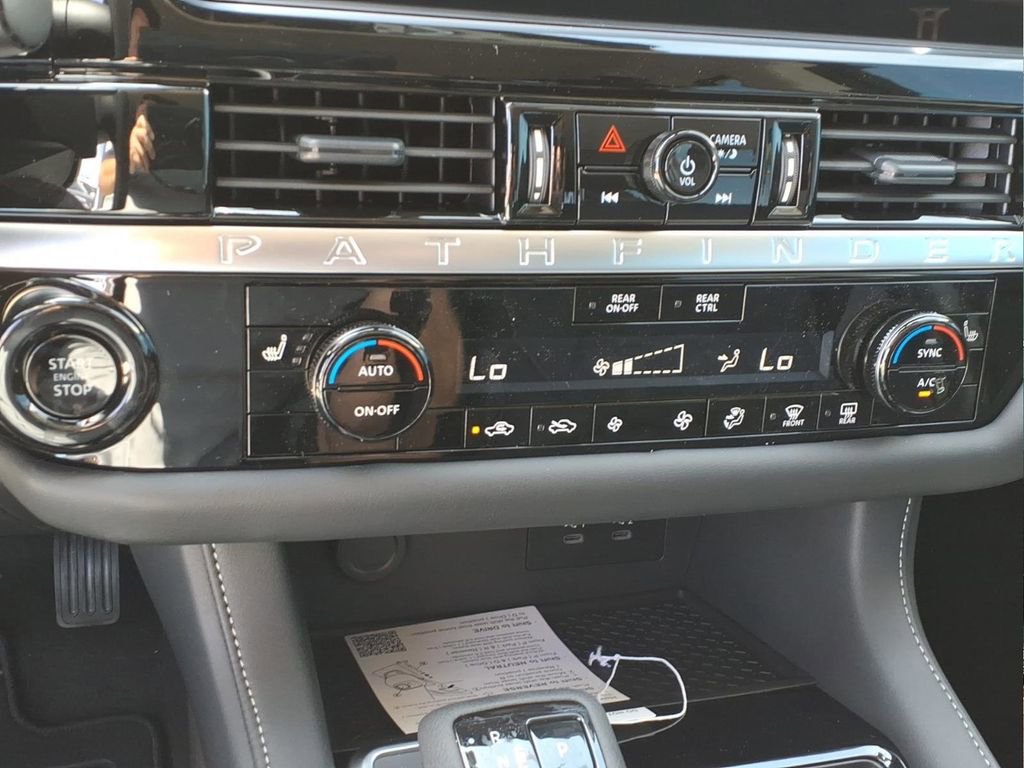 New 2026 Nissan Pathfinder SV image 17