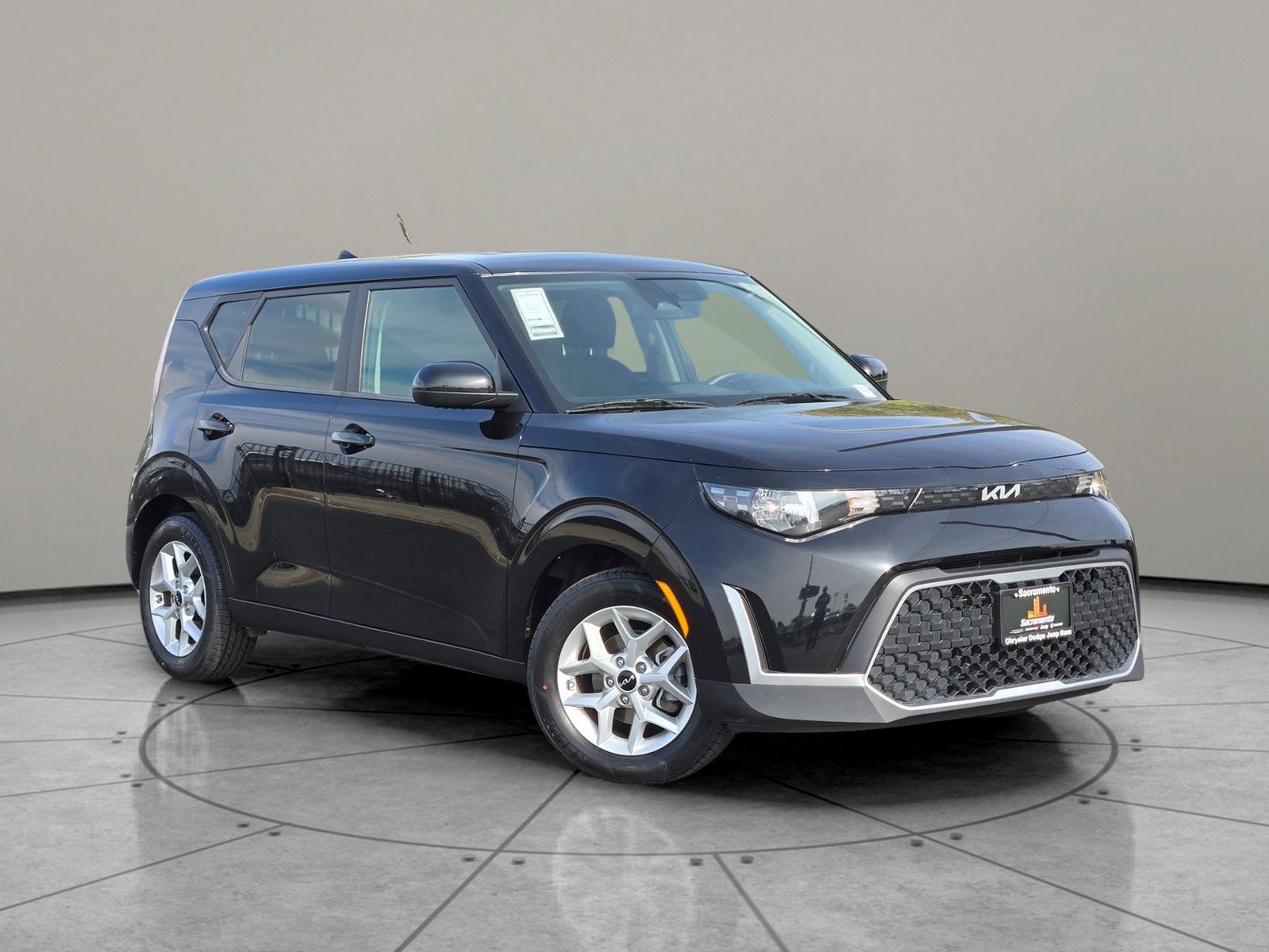 Used 2023 Kia Soul LX w/ Option Group 015