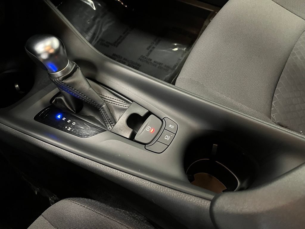 Used 2020 Toyota C-HR LE FWD image 7