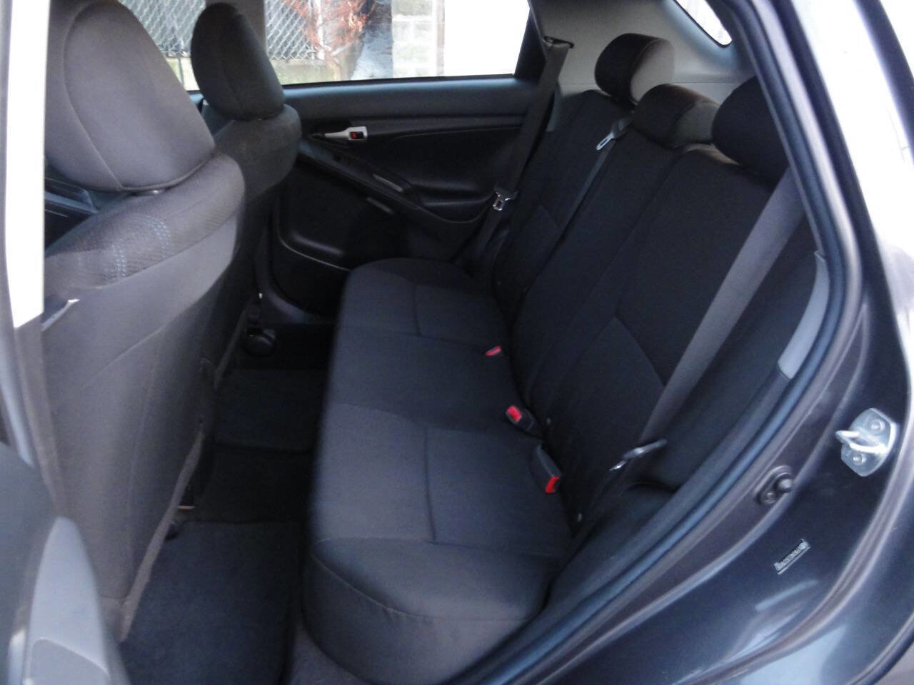 Used 2012 Toyota Matrix L image 21