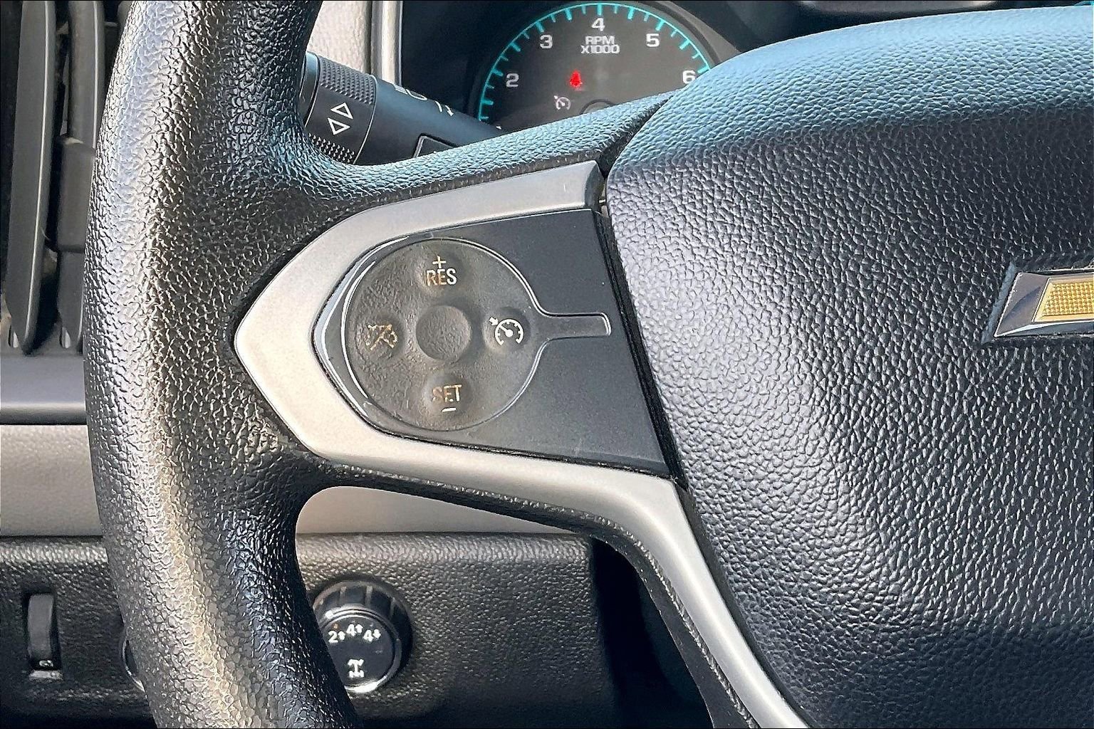 Used 2019 Chevrolet Colorado W/T w/ Custom Special Edition image 18