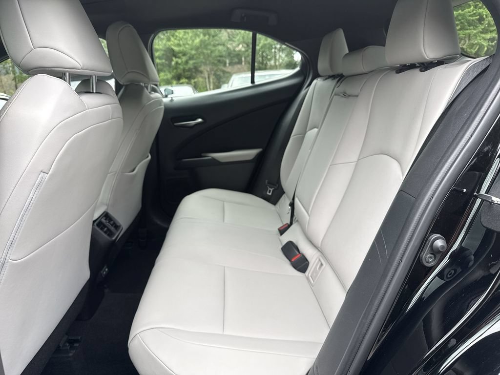 Used 2022 Lexus UX 250h w/ Premium Package AWD/4WD image 25