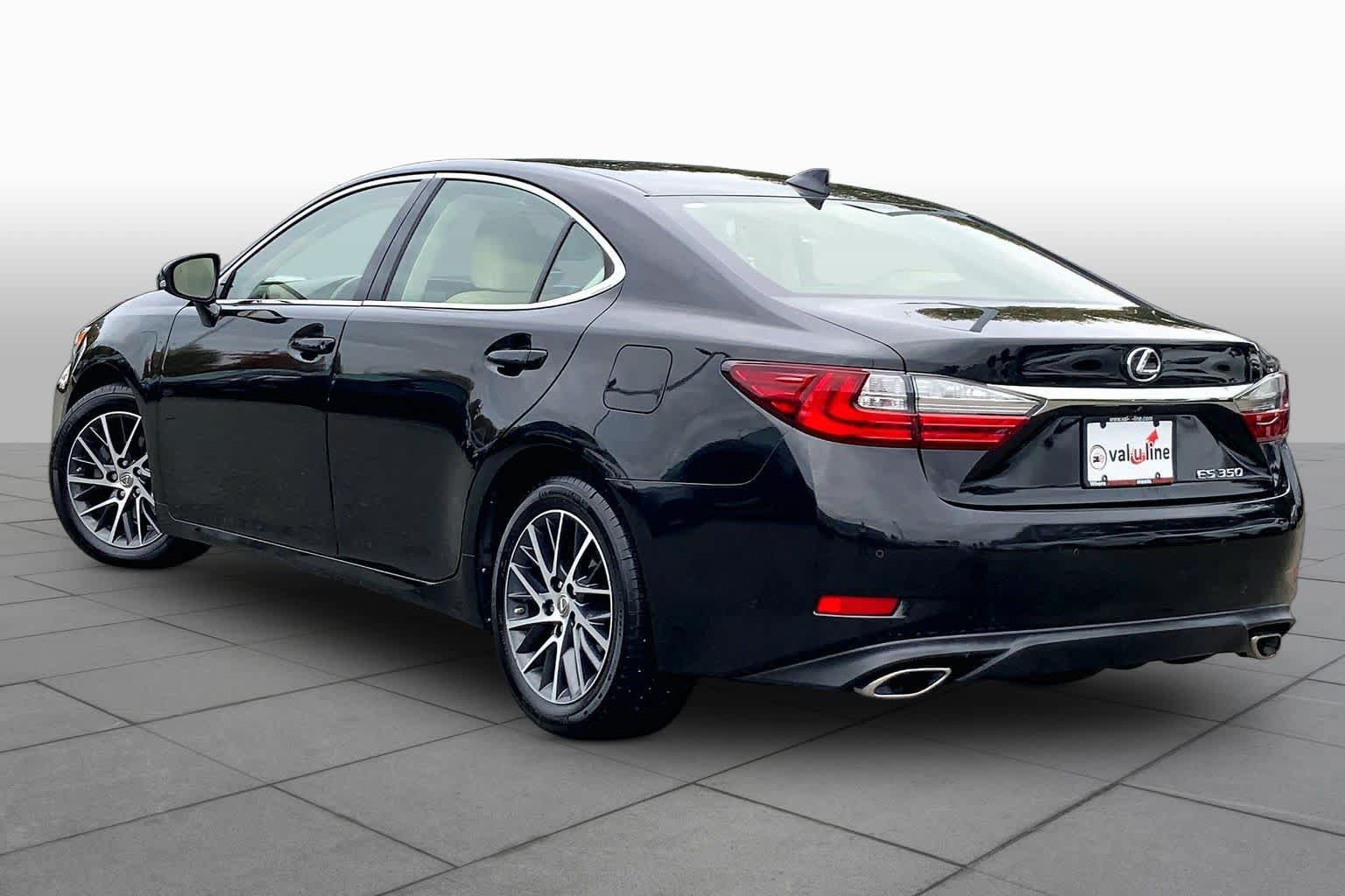 Used 2017 Lexus ES 350 FWD image 12