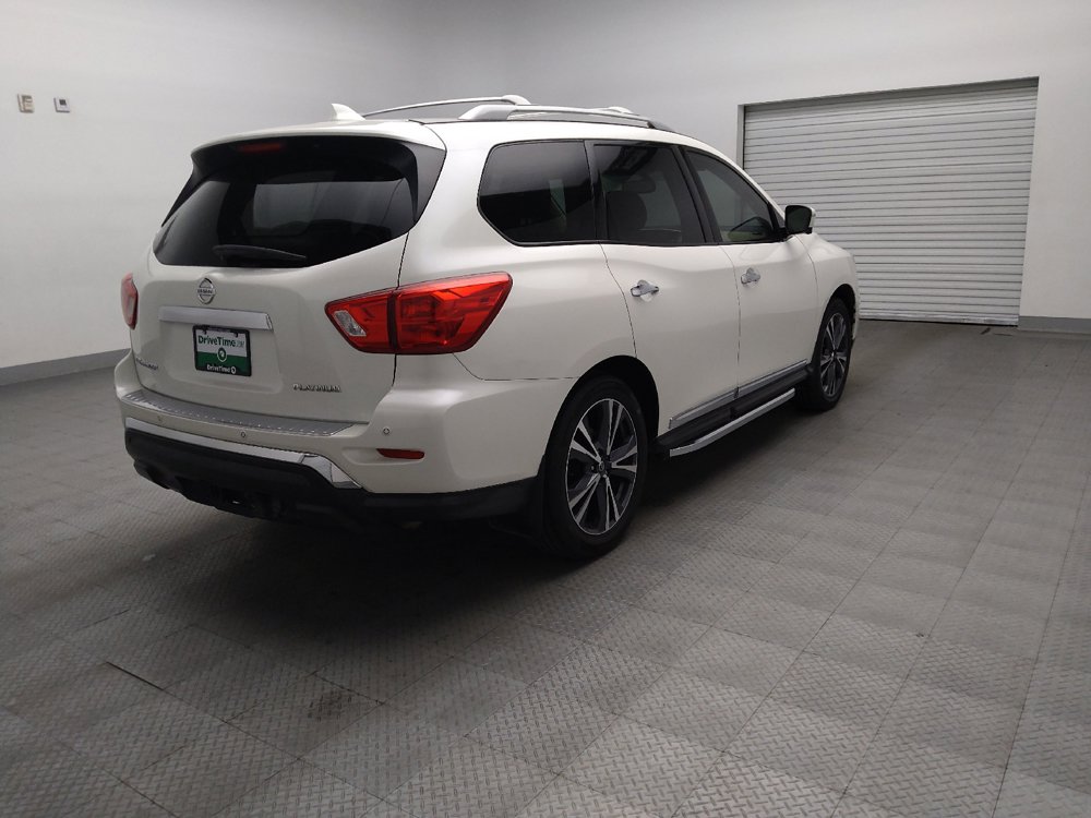 Used 2020 Nissan Pathfinder Platinum w/ Cargo Package FWD image 9