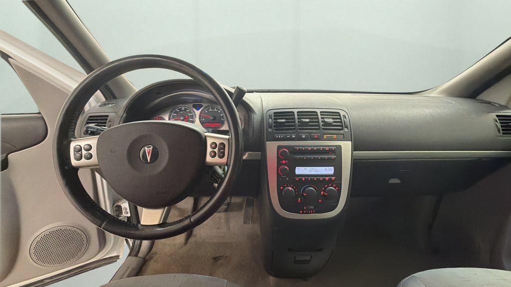 Used 2006 Pontiac Montana SV6 w/ Convenience Package FWD image 10