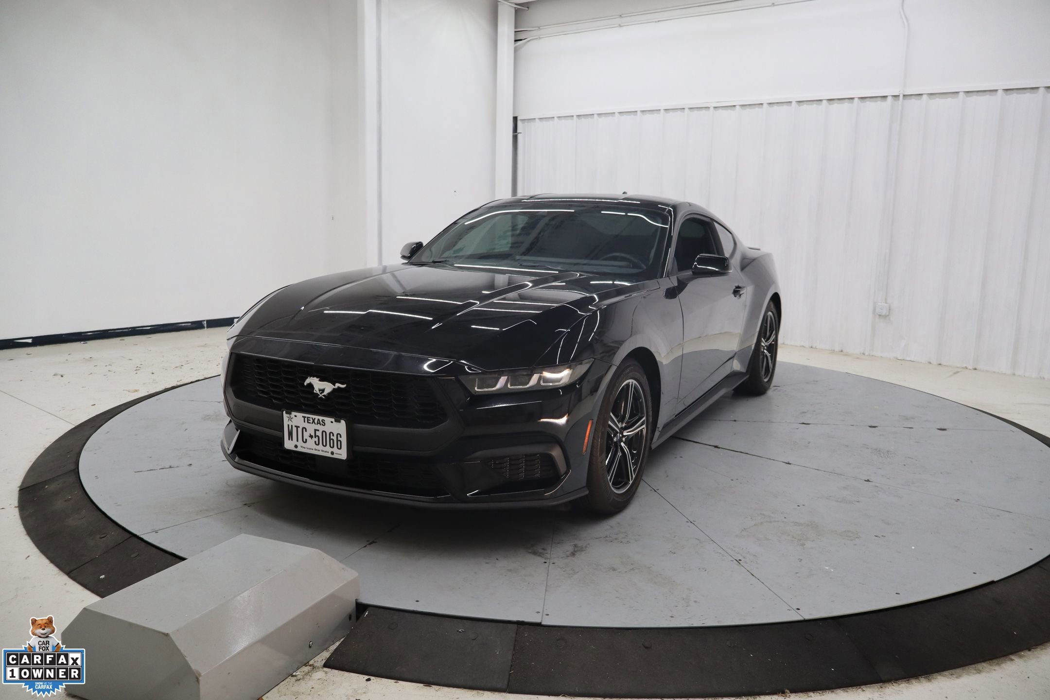 Used 2024 Ford Mustang Coupe w/ 2.3L High Performance Package image 10