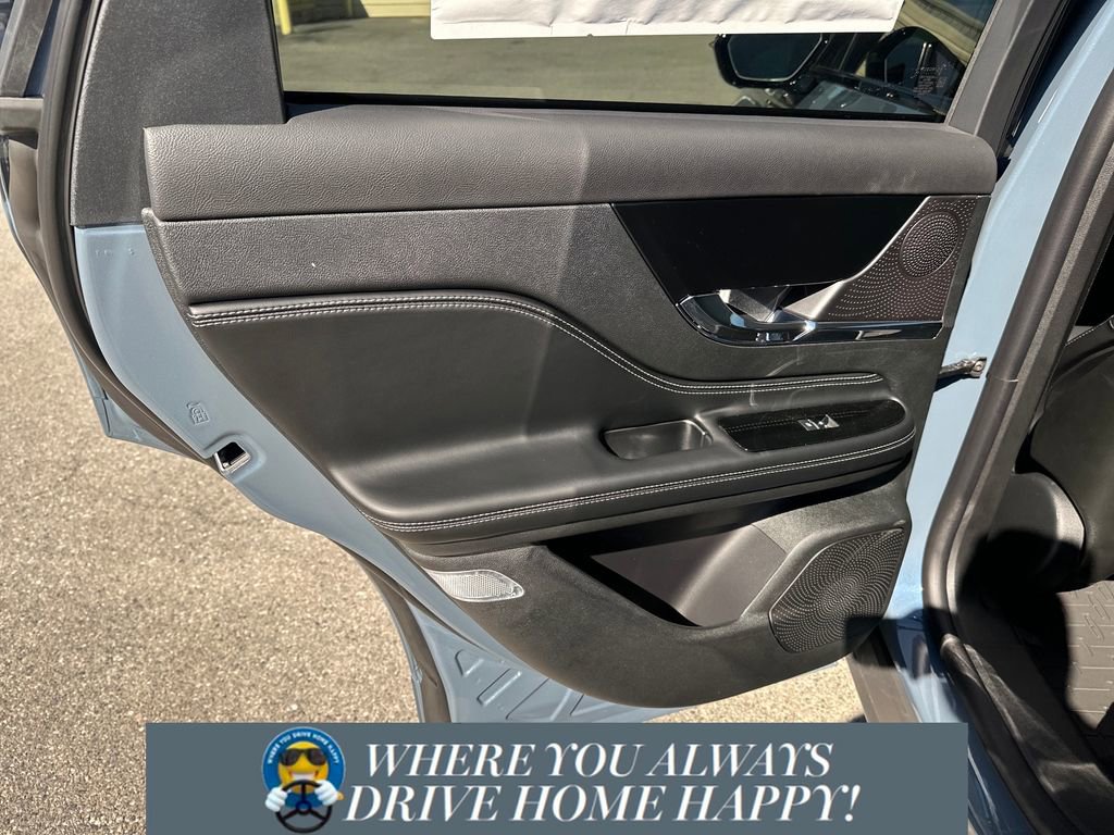 New 2026 Lincoln Corsair Premiere image 29