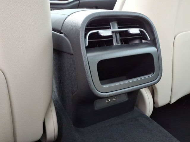 New 2026 Mercedes-Benz E 350 4MATIC Sedan image 19