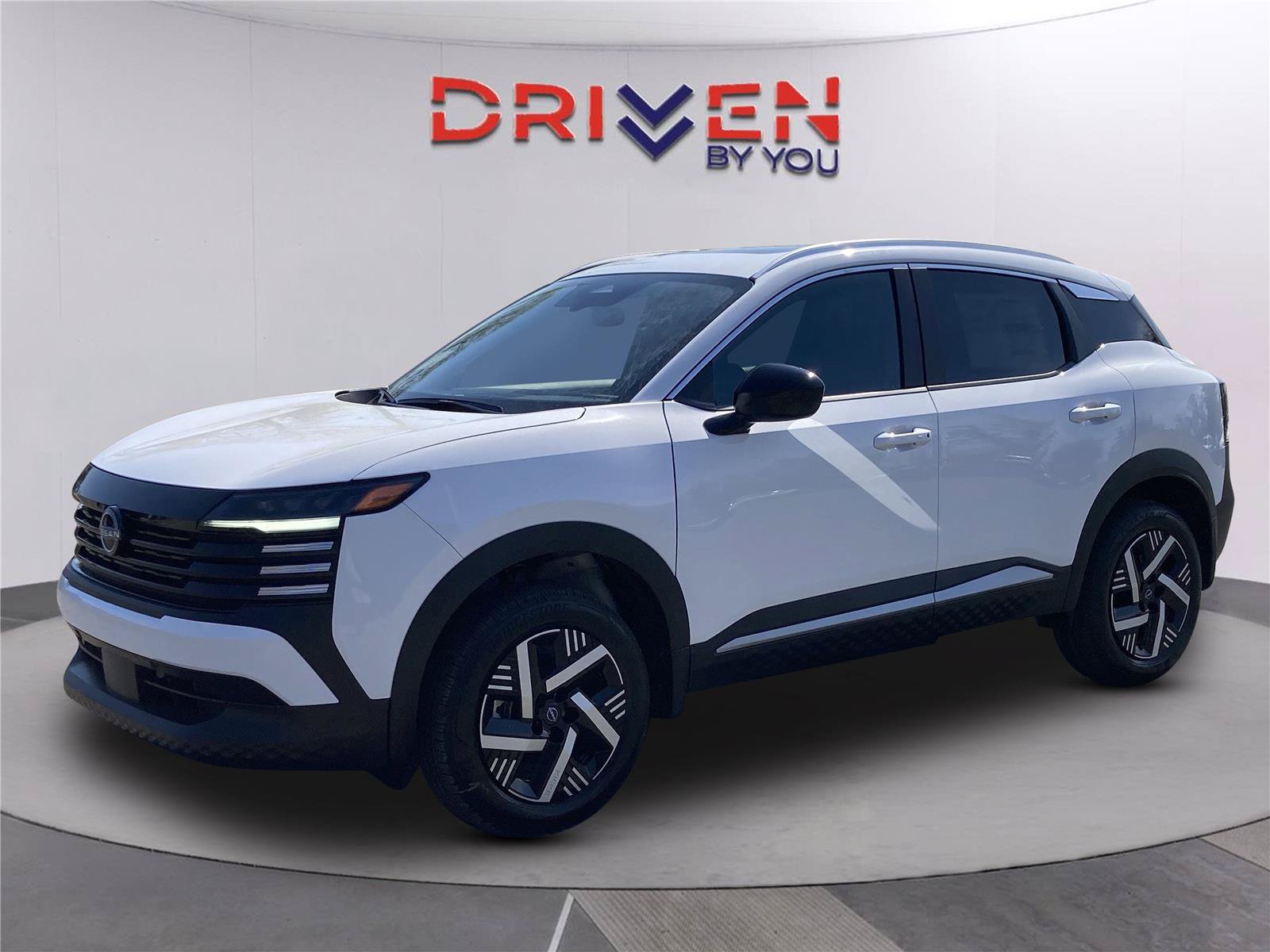 New 2026 Nissan Kicks SV w/ SV Premium Package FWD image 9