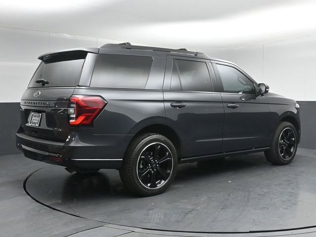 Used 2023 Ford Expedition Limited image 7