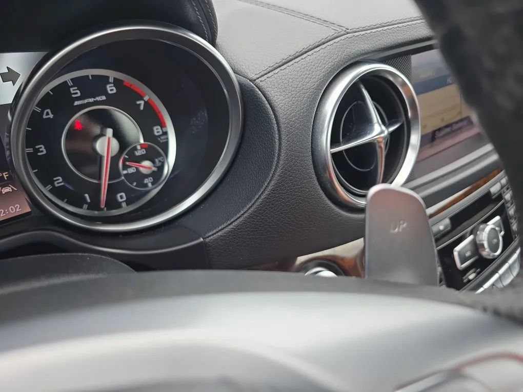 Used 2013 Mercedes-Benz SL 63 AMG image 22