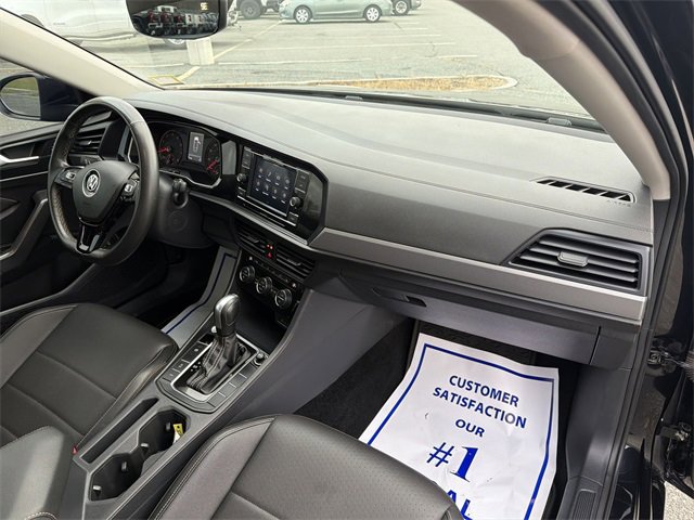 Used 2021 Volkswagen Jetta SE image 30