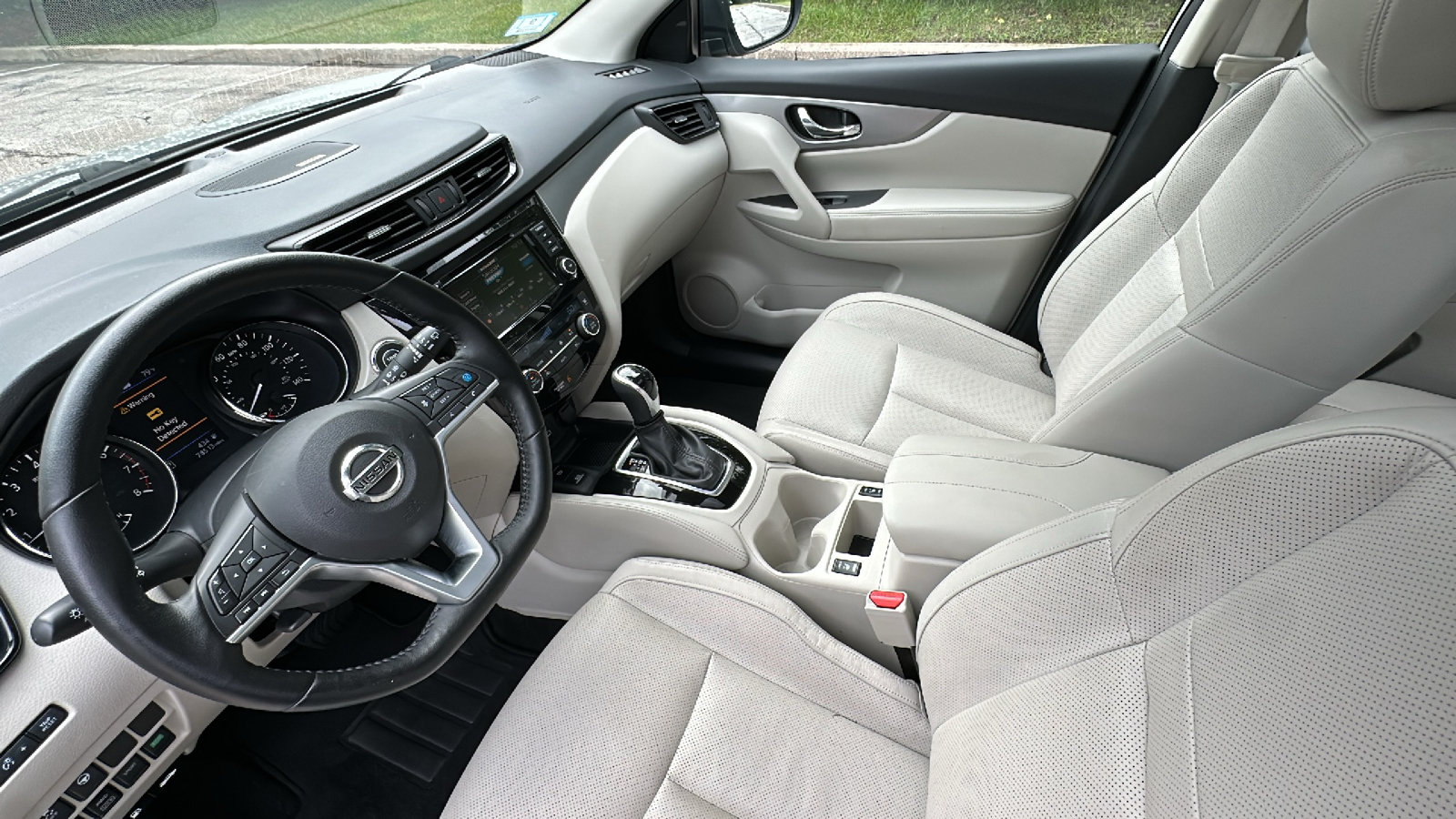 Used 2020 Nissan Rogue Sport SL w/ Premium Package AWD/4WD image 23