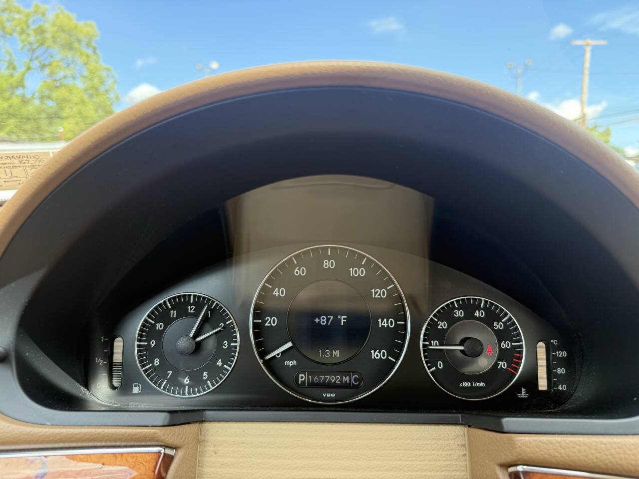 Used 2009 Mercedes-Benz E 350 4MATIC Sedan image 14
