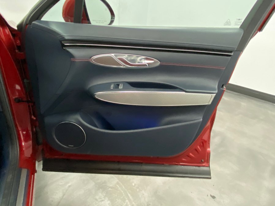 Used 2023 Genesis GV70 2.5T w/ Sport Prestige Package image 48